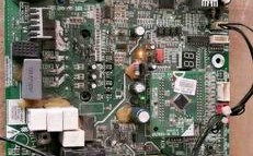 变频器充电电源故障怎么修？