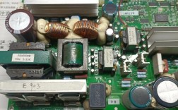 维修台式主板时，可调电源怎么用才安全？