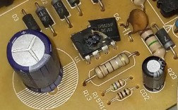 电视遭雷击后该如何维修？