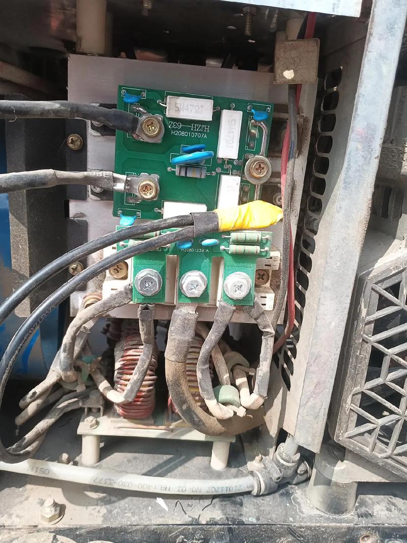 zx7250电焊机维修教程，常见故障怎么修？-图2
