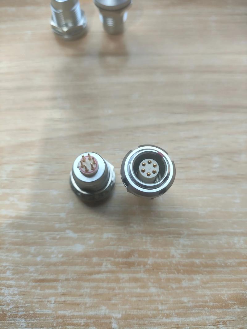 国内推拉自锁连接器品牌哪家强？-图1