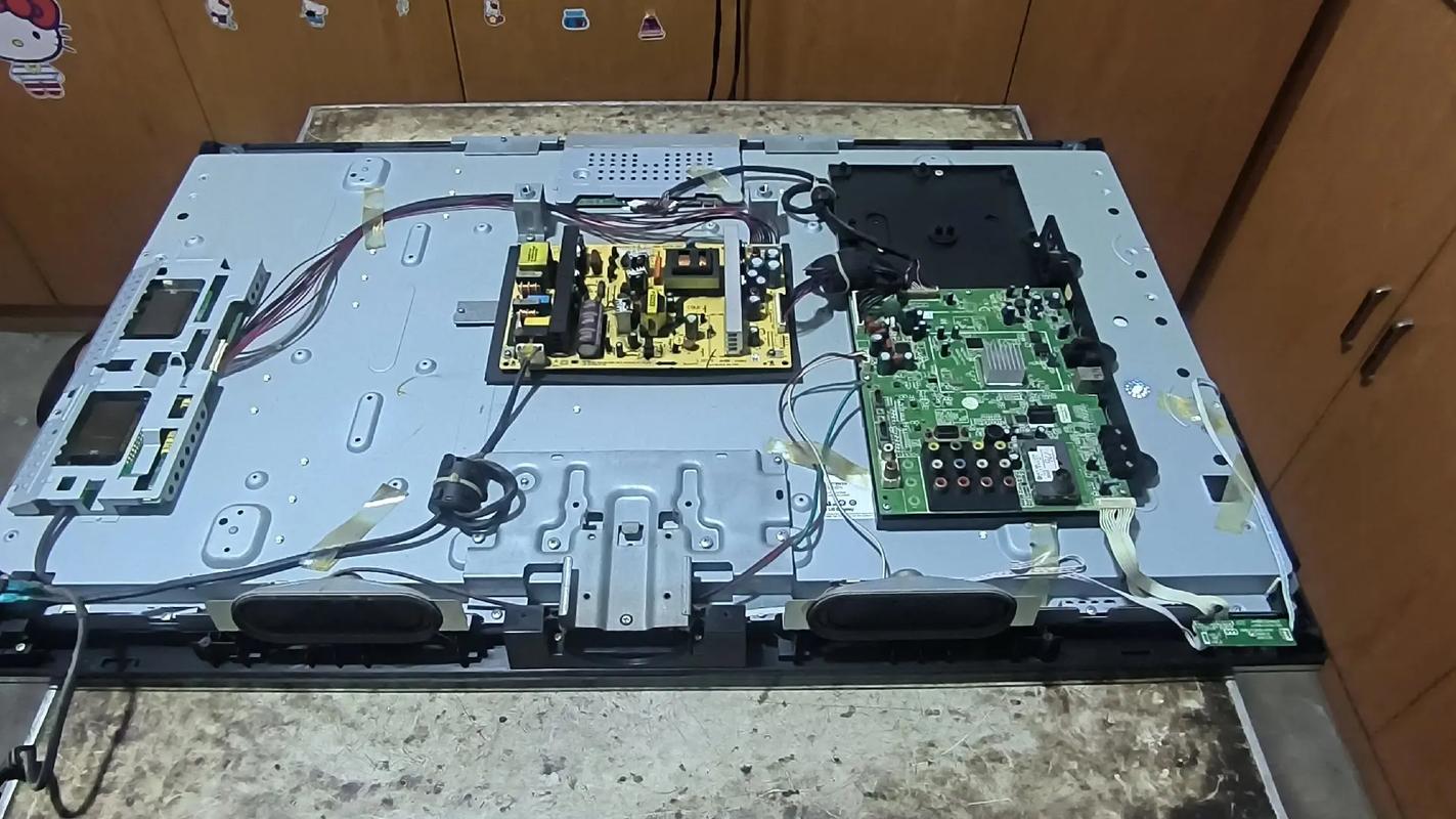 创维40E5ERS电源维修故障如何排查？-图2