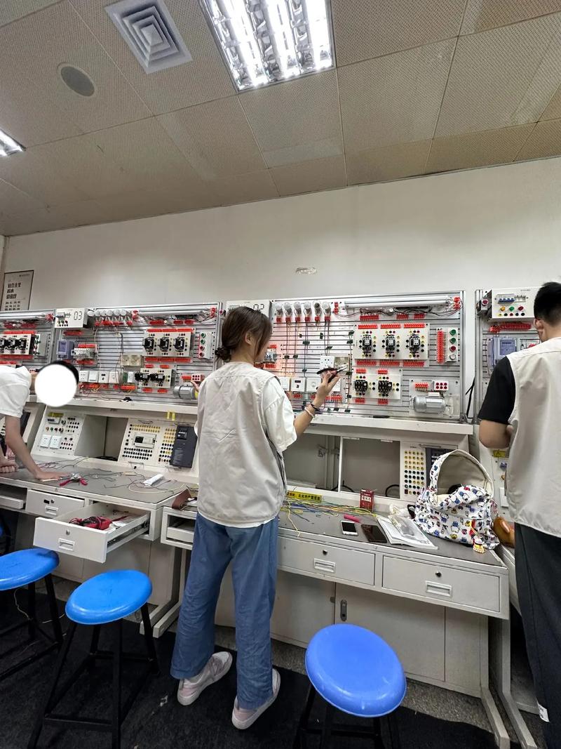 电工电子实验，技术与实操如何融合？-图3