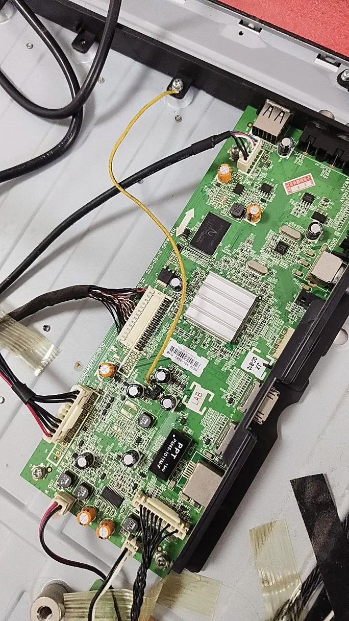 创维37L17sw电源维修故障如何排查?-图2 创维37L17sw电源维修故障如何排查?-图2