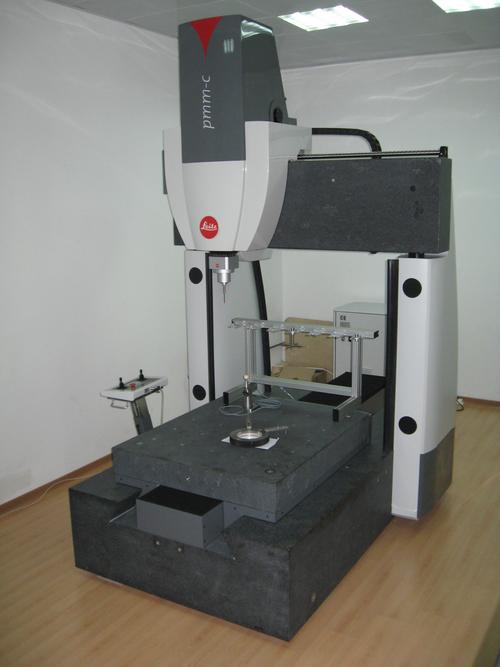 中国品牌三坐标测量机如何突破技术瓶颈？-图1