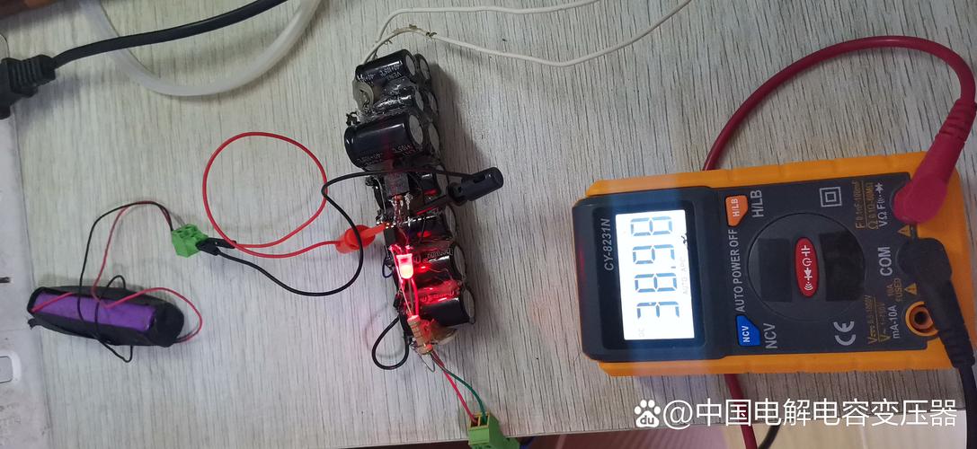 电池电容双驱技术如何协同提升性能？-图1