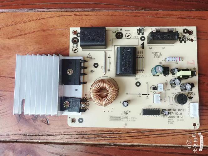 美的电磁炉sk2101故障怎么修？-图1