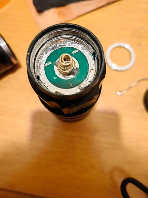 最简单LED手电筒怎么修？三步搞定？-图3