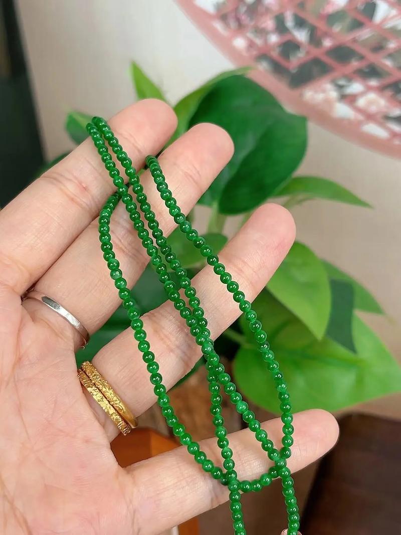 翠绿VCC系列图有何设计深意?-图1 翠绿VCC系列图有何设计深意?-图1