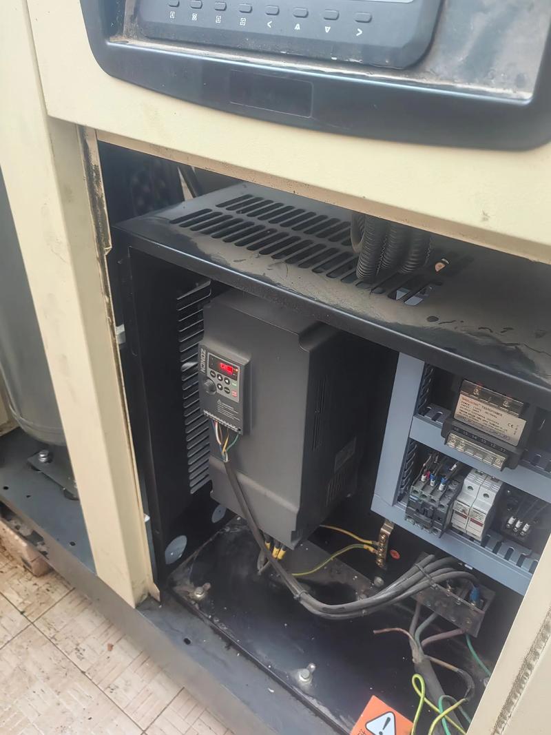 螺杆空调控制器维修厂家-图2