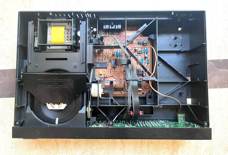 cd便携式播放机维修店-图1