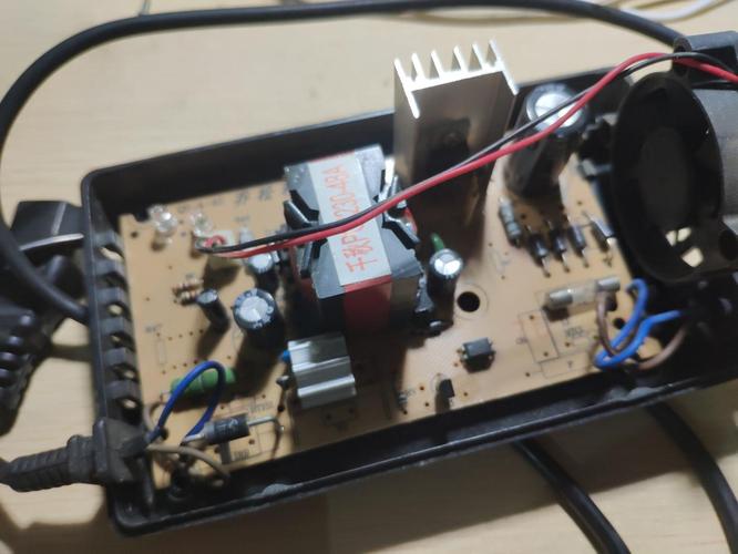 48v充电器坏了怎么修？附维修图解。-图2