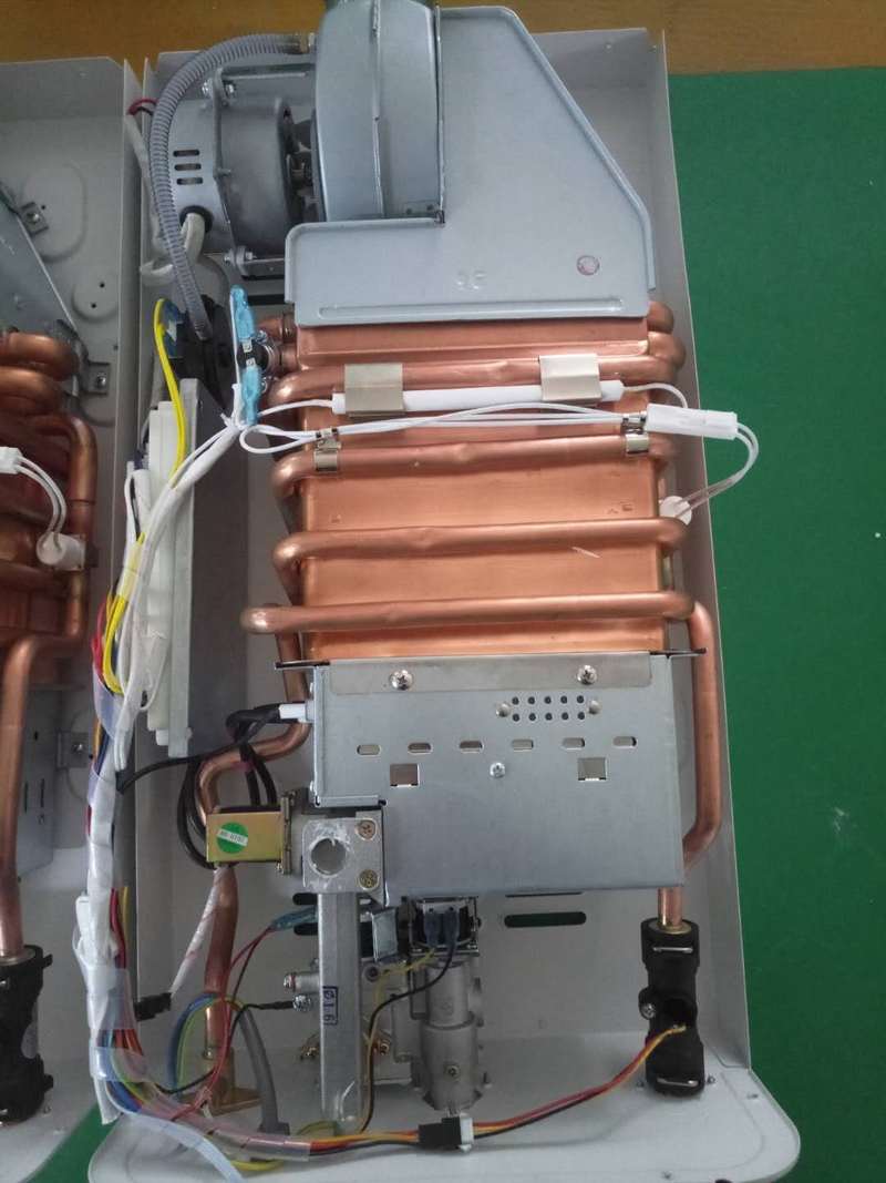 强排燃气热水器维修教程，自己动手靠谱吗？-图3