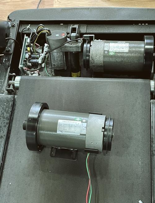 跑步机出现e6怎么维修-图1