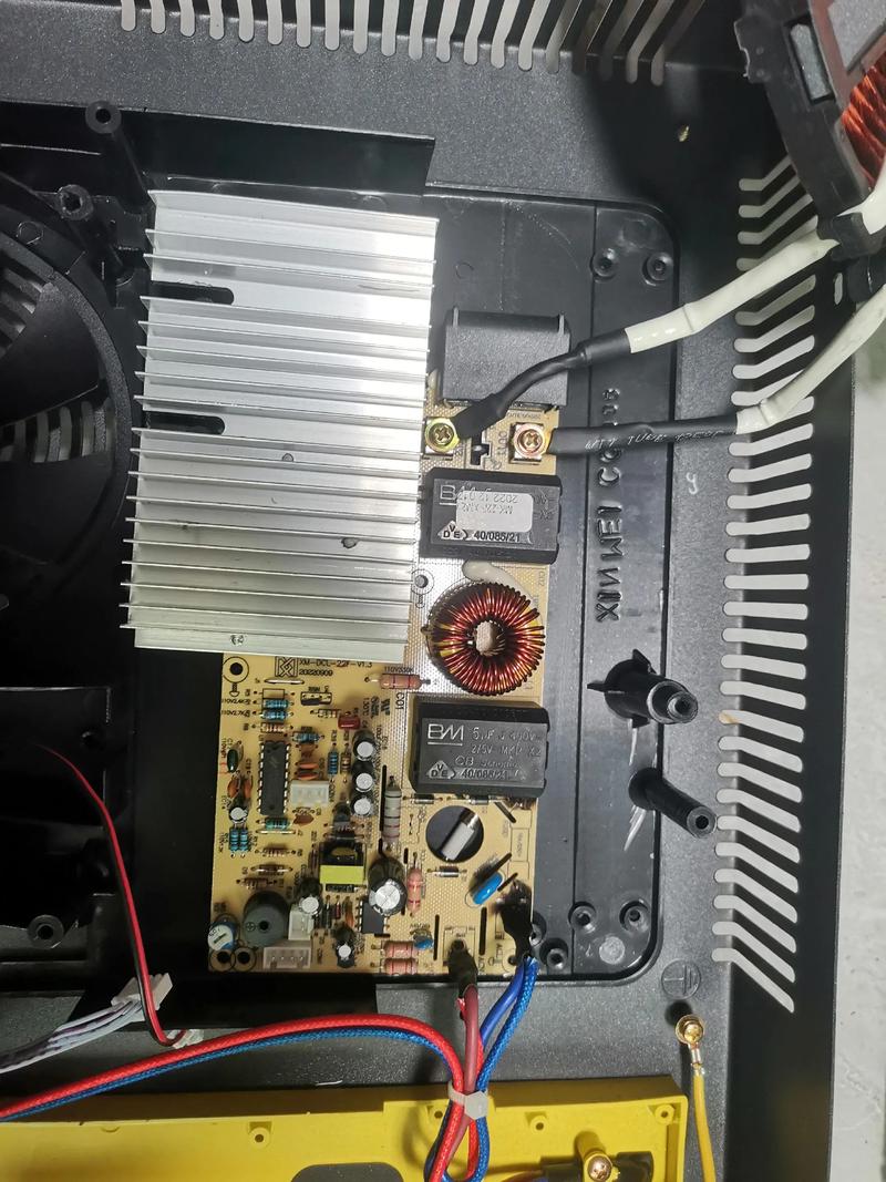 电磁炉哪个牌子好维修工-图1 电磁炉哪个牌子好维修工-图1