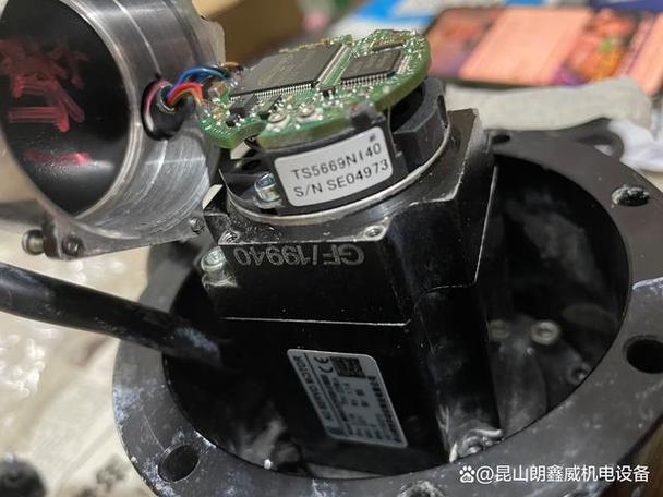 安川伺服驱动器短路了怎么修？-图1