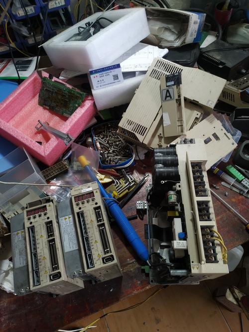 安川伺服驱动器短路了怎么修？-图2