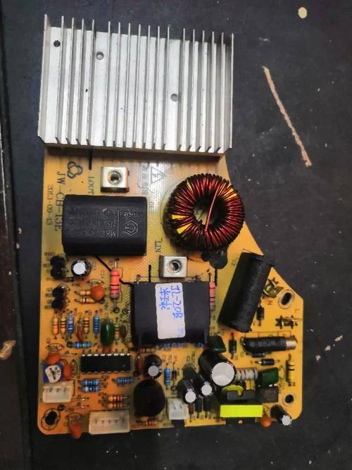 山寨半球电磁炉超压怎么修？-图1