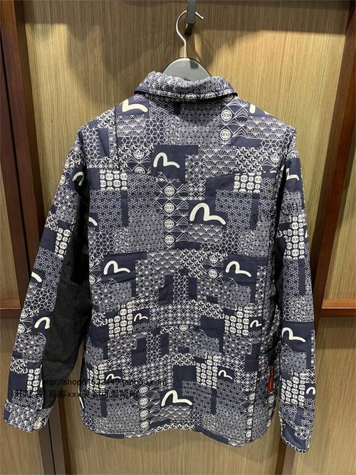 F RHEIN品牌，主打什么风格？-图1