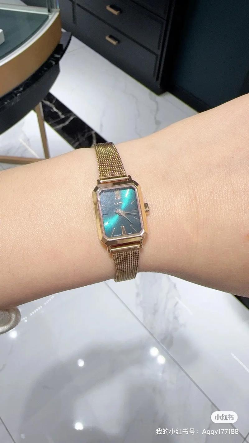 Lloyd是几线品牌?-图3 Lloyd是几线品牌?-图3