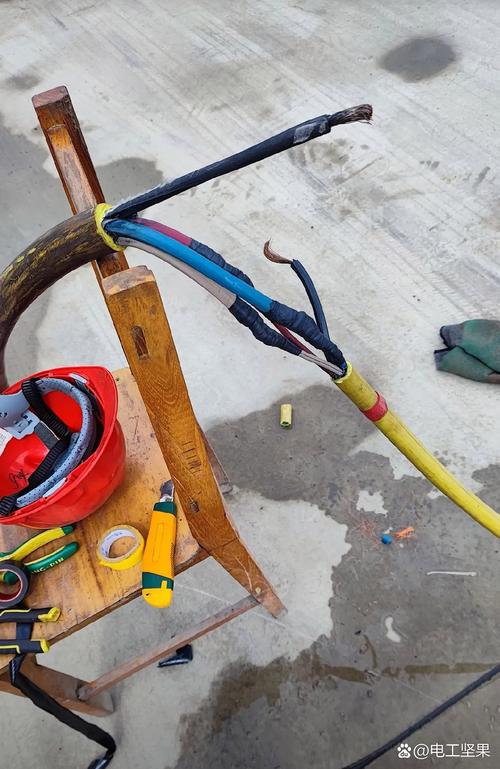 高压电线断了维修怎么s-图2