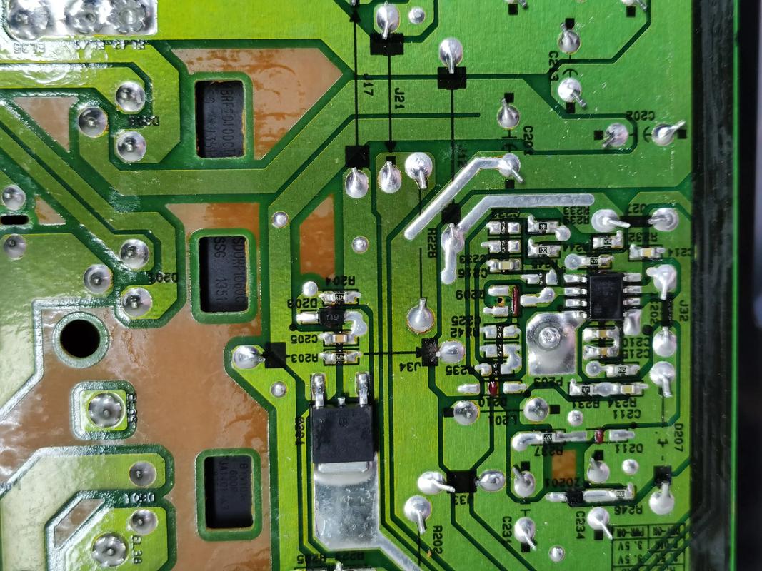 LG22显示器电源坏了怎么修?-图3 LG22显示器电源坏了怎么修?-图3