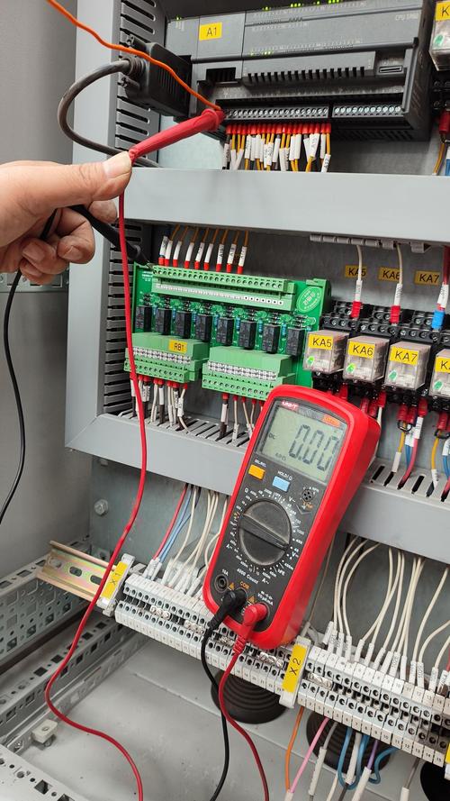 易能变频器型号故障维修-图2 易能变频器型号故障维修-图2