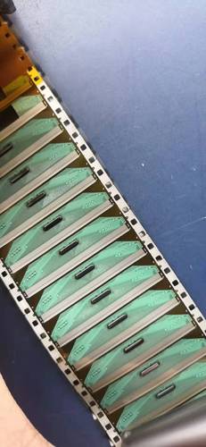 COF全面屏封装技术有何突破与挑战?-图3 COF全面屏封装技术有何突破与挑战?-图3