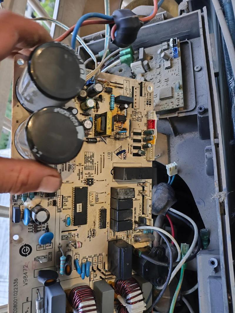 海尔空调维修教程，自己能动手修吗？-图1