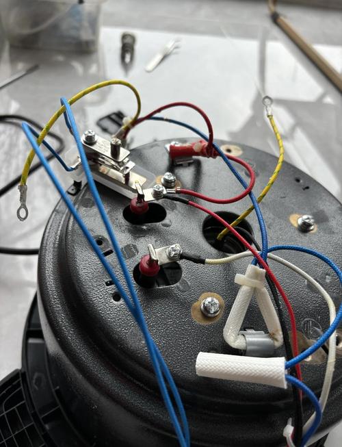 苏泊尔电压力锅怎么修？常见故障怎么办？-图1