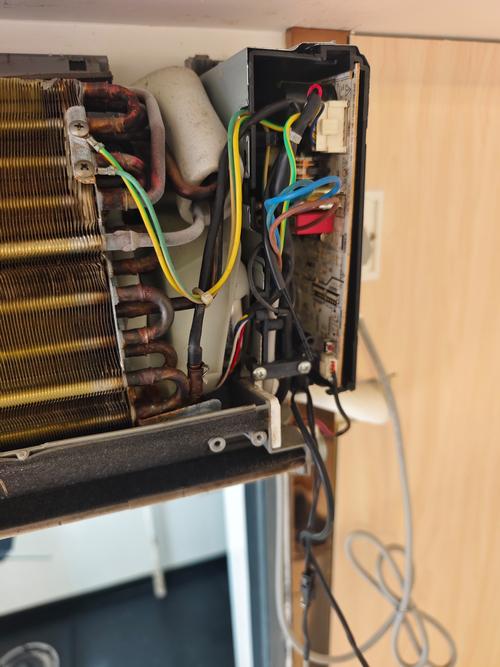 变频空调模块炸了，美的维修该找谁？-图2