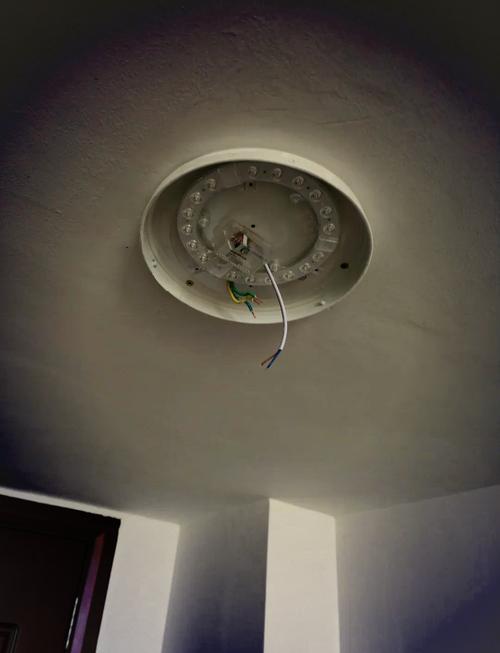 电源贴片LED灯坏了怎么修？-图2