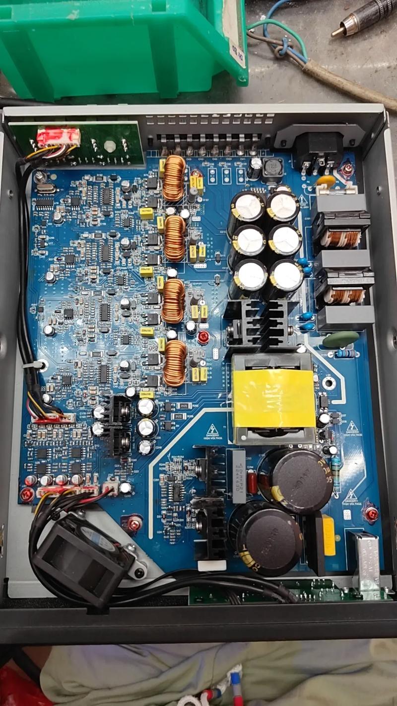 747AV后级功放维修，核心故障在哪？-图1