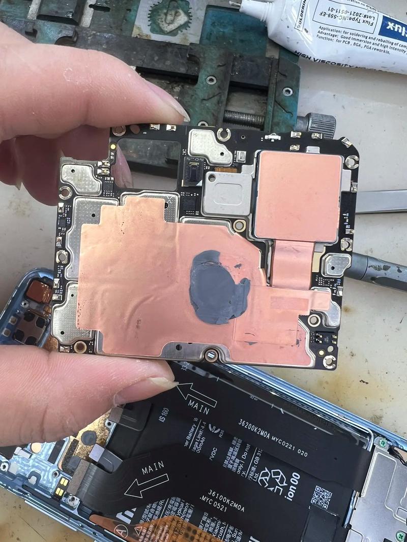 小米充电芯片维修费用多少？-图2