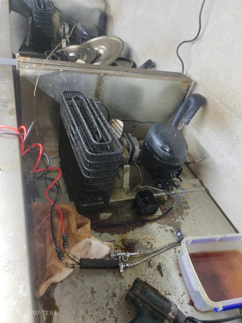 冰箱漏电维修要花多少钱？-图2