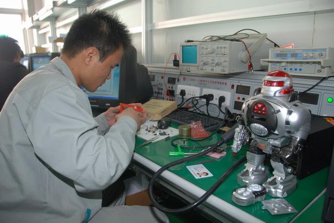 电子整机装配与维修实训-图2