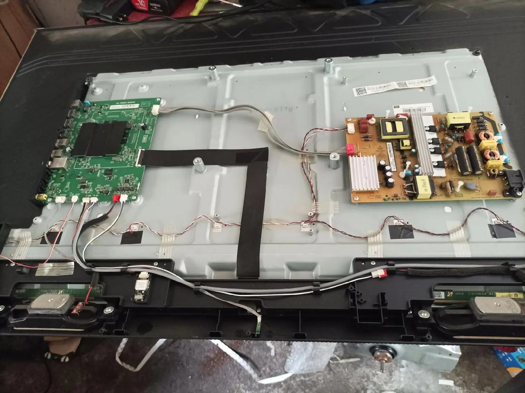 TCL32背光通病维修方法有哪些?-图1 TCL32背光通病维修方法有哪些?-图1