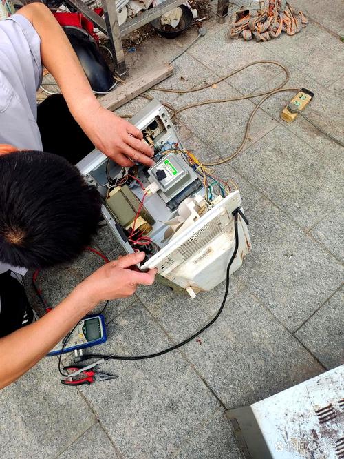 微波炉元件如何检测维修?-图1 微波炉元件如何检测维修?-图1