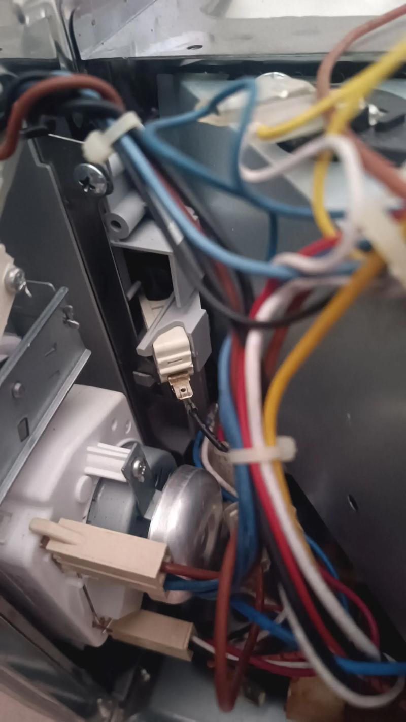 微波炉元件如何检测维修?-图3 微波炉元件如何检测维修?-图3