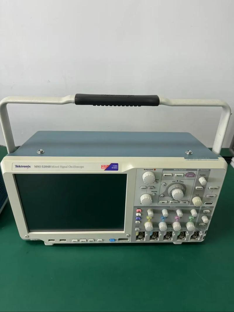 示波器技术能力如何精准比对？-图1