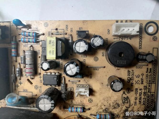 美的电磁炉故障怎么修？-图3