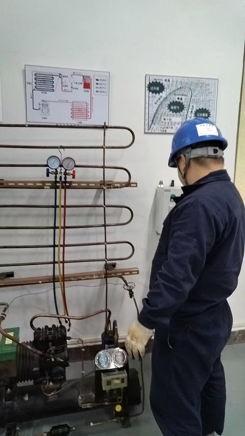 制冷设备维修实训如何掌握核心原理？-图1