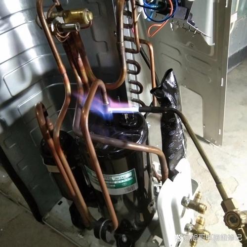 室外机高,维修难题怎么解?-图3 室外机高,维修难题怎么解?-图3