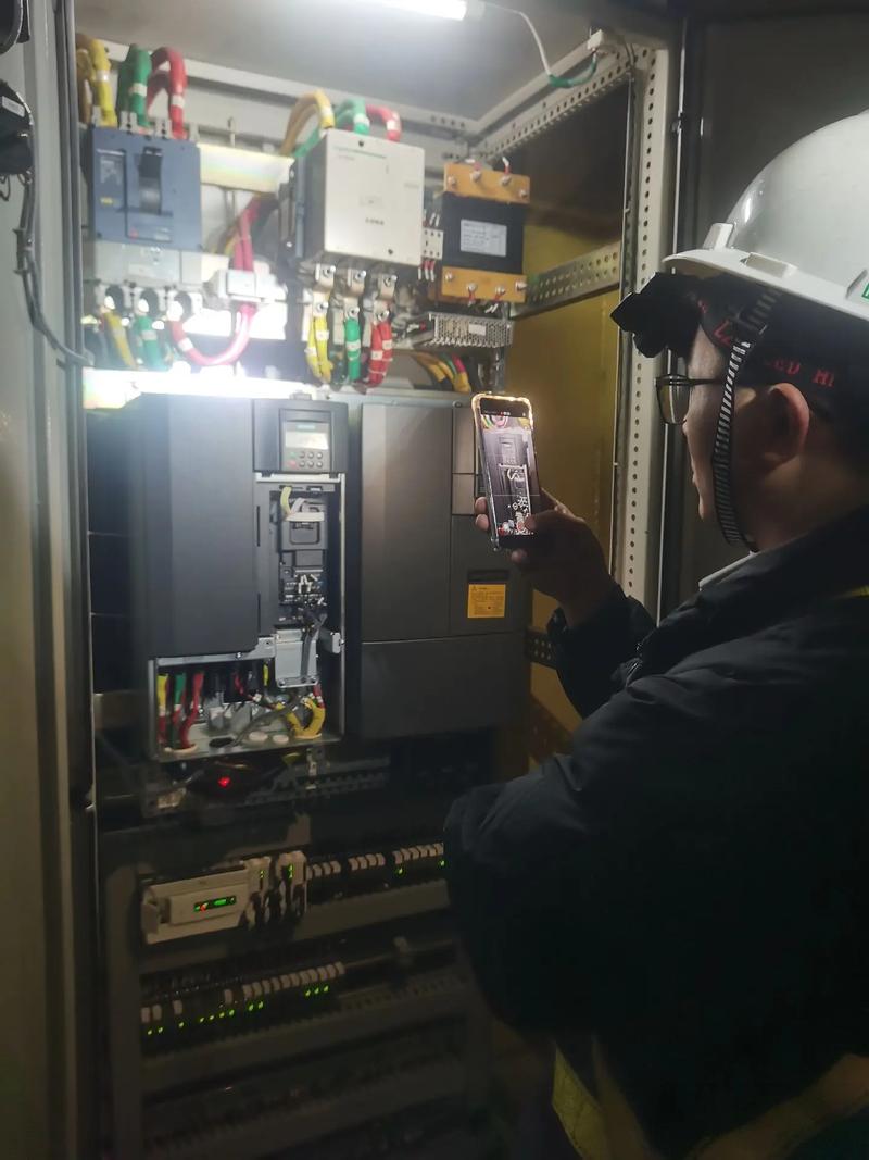 深圳宝安变频器维修培训-图2