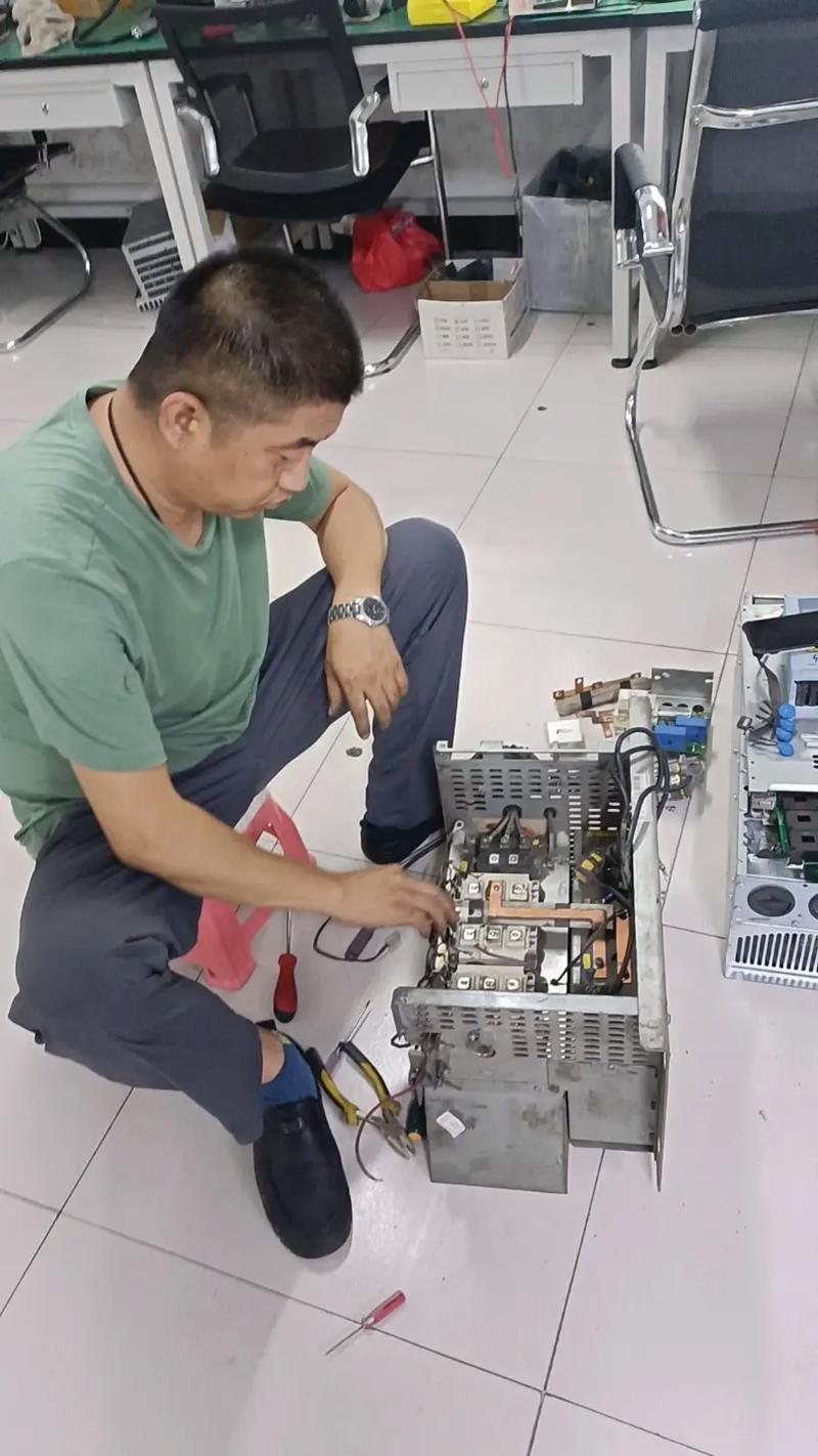 上海变频器电路维修培训哪里学？-图1