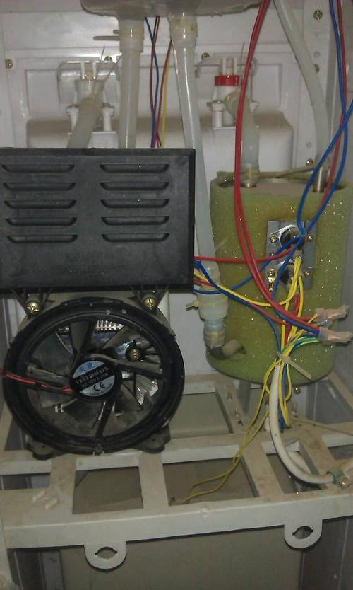 饮水机制冷电源坏了怎么修？-图3