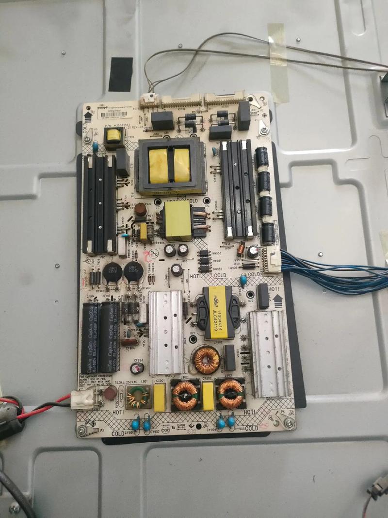 液晶维修评测需关注哪几点电压？-图3