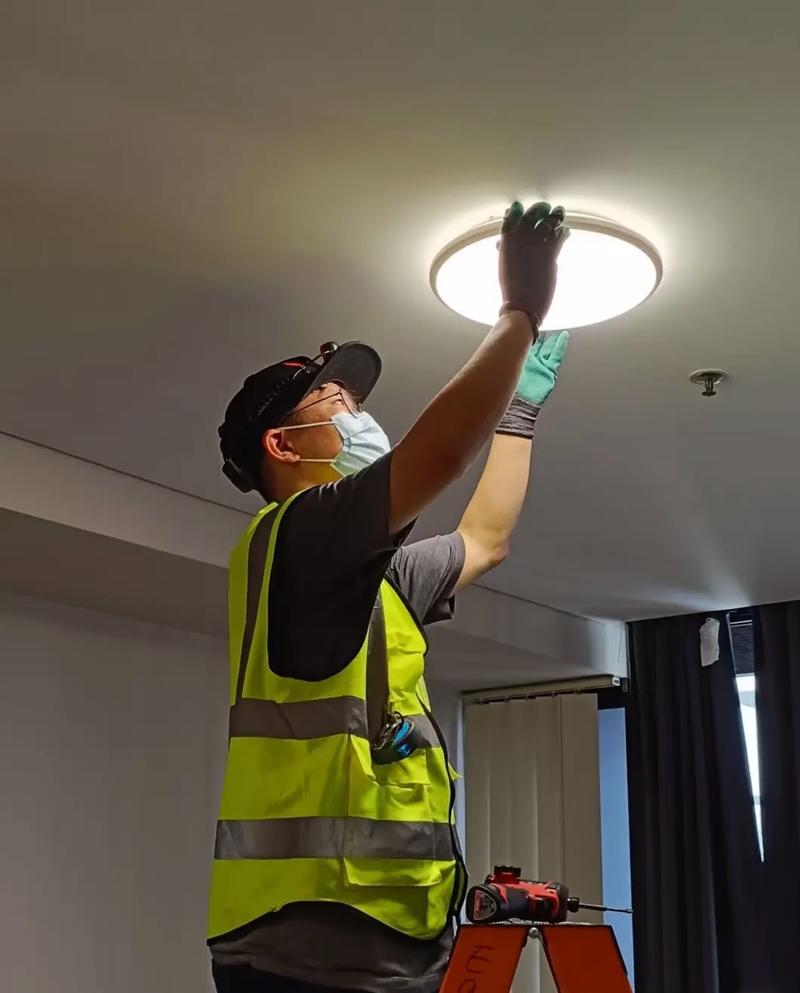 LED室外灯坏了怎么修？-图1