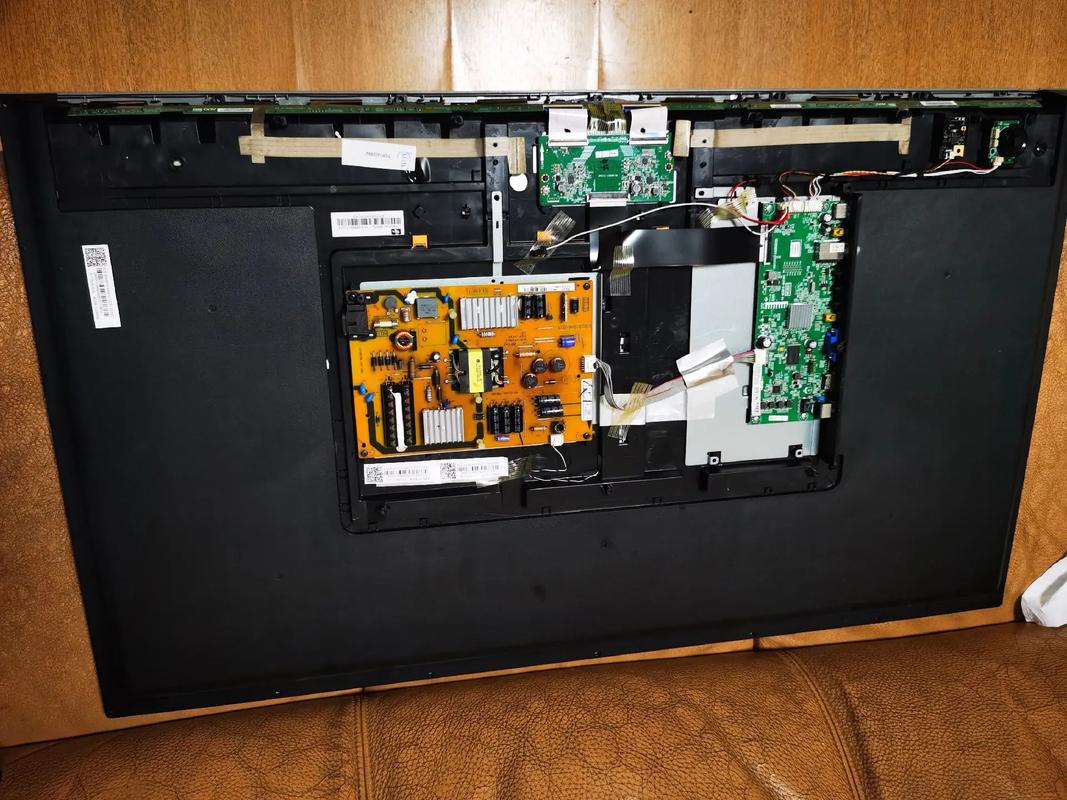 TCL电视背光维修费用多少？-图3