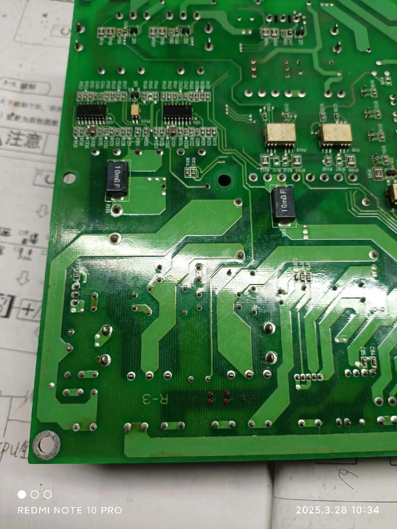 普通彩电场电路输出维修关键点在哪？-图1